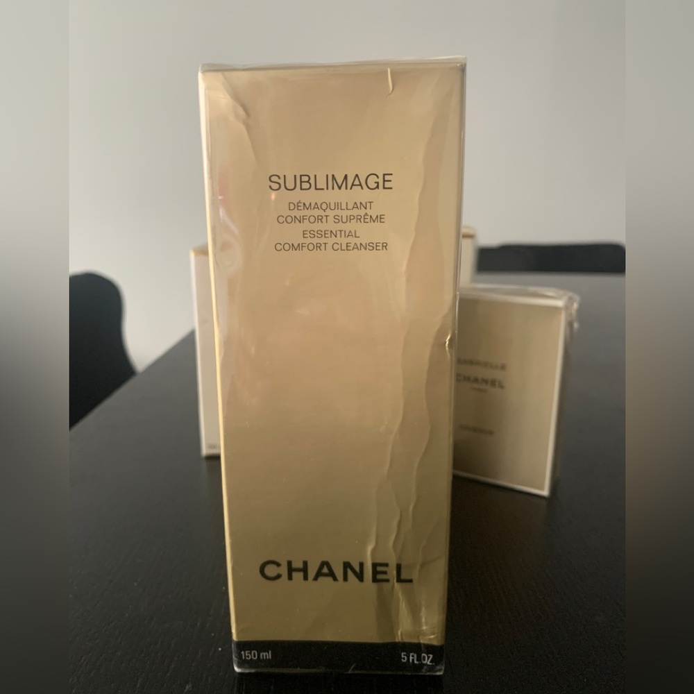 Chanel sublimage demaquillant 5 FL OZ